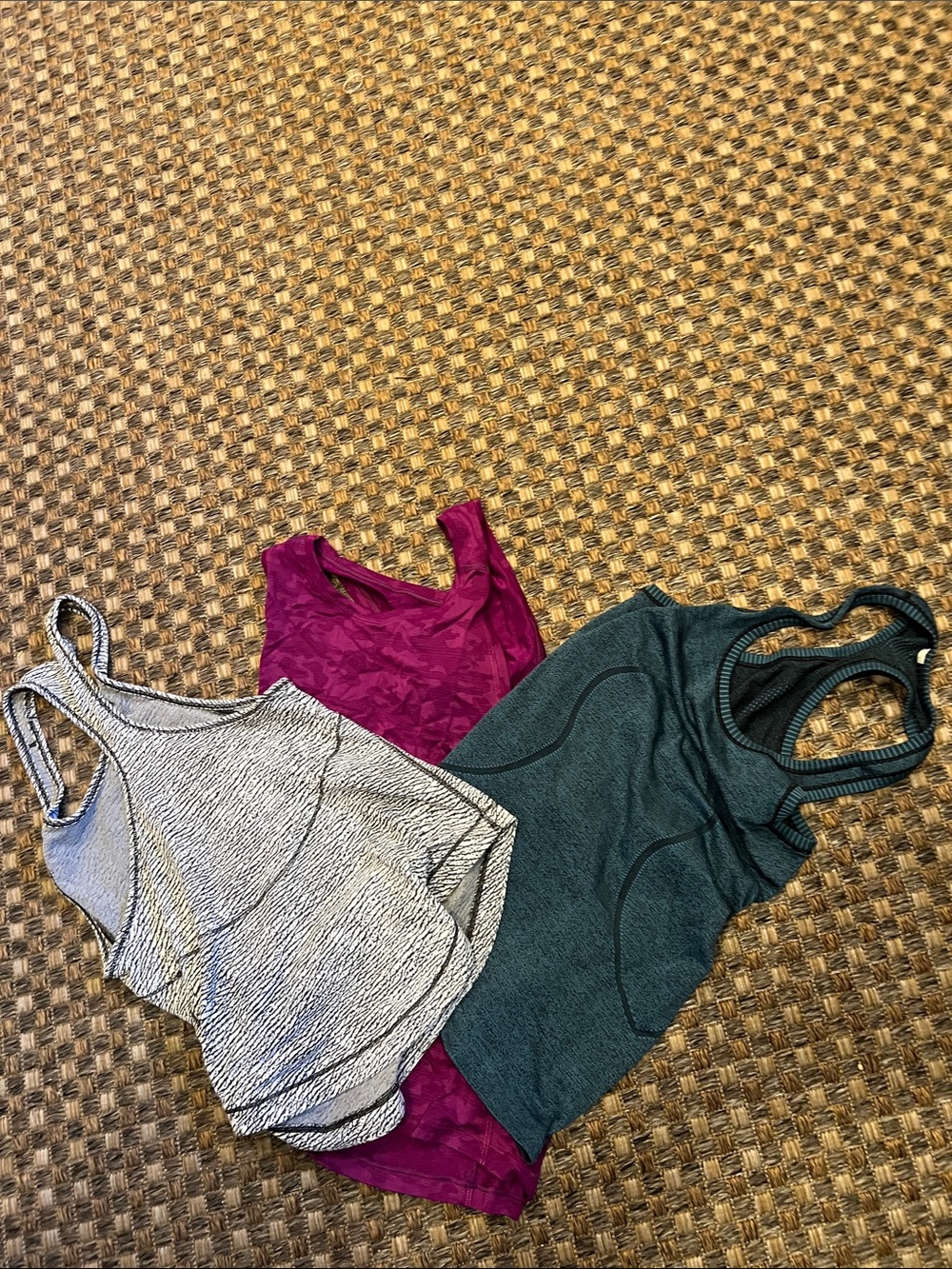 Lululemon small Performance Tank Top - Magenta, Teal, Ivory